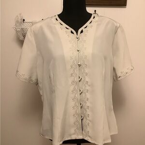 Elegant White Embroidered Women's Top